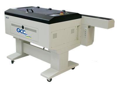 AKAD lança LaserPro X252 para corte a laser