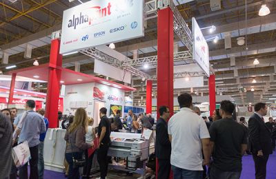 Alphaprint renova parceria e estará na ExpoPrint Digital 2017