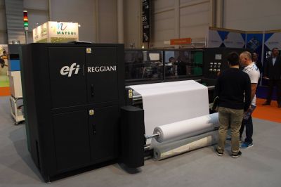 EFI avança com soluções de impressão digital têxtil Reggiani e VUTEk FabriVU
