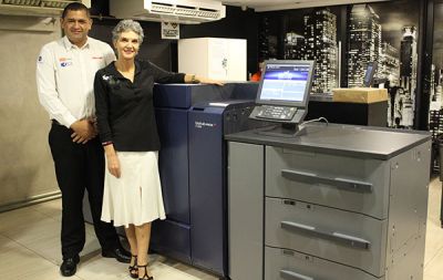 bizhub PRESS C1100 é instalada na Central Park Conveniência