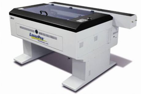 Akad lança LaserPro X380
